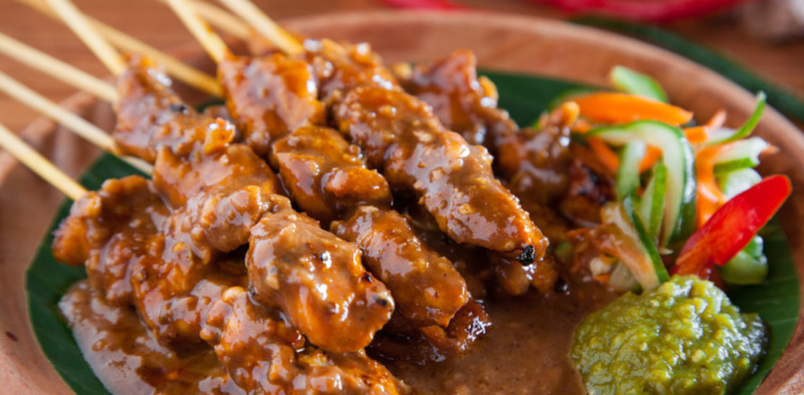 Sate Ayam Ambal: Legenda Rasa yang Menghantarkan Kenangan di Setiap Tusuk